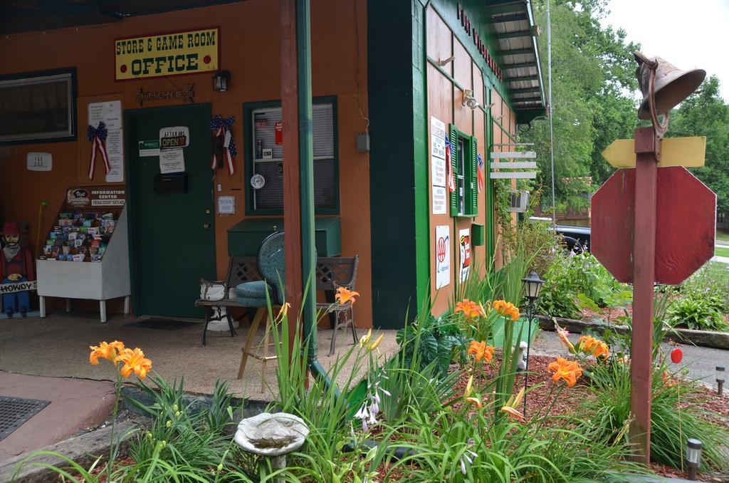 Ft. Wilderness Rv Park And Campground Whittier ภายนอก รูปภาพ