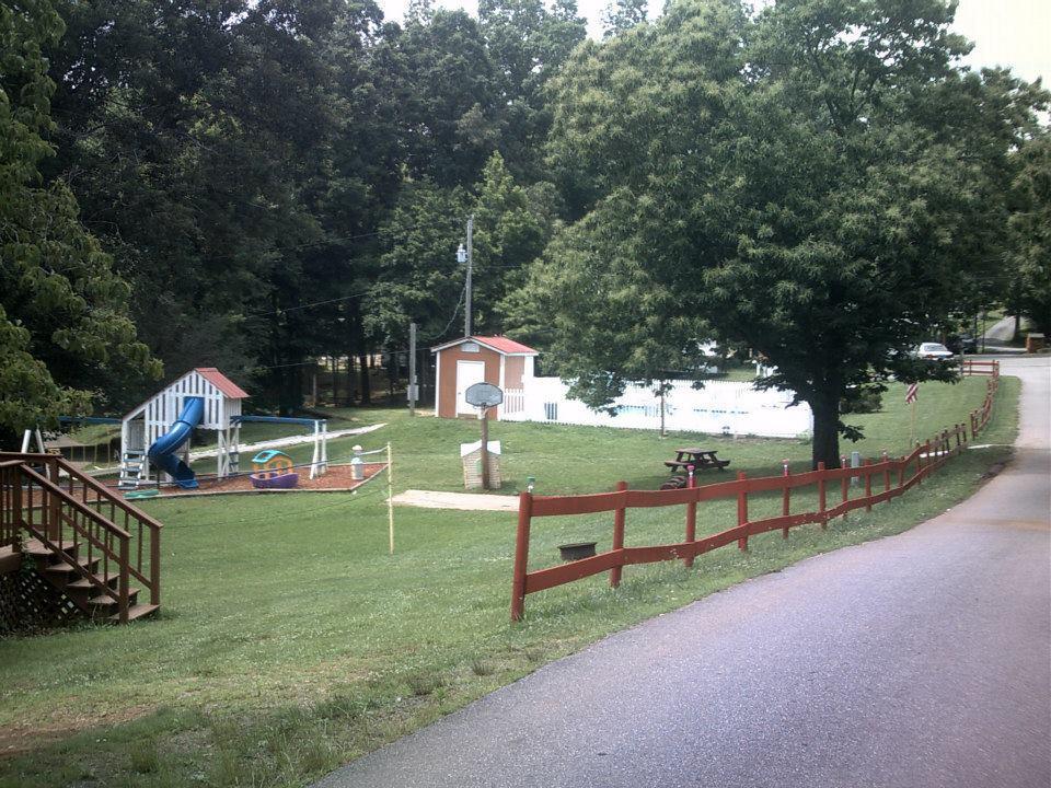 Ft. Wilderness Rv Park And Campground Whittier ภายนอก รูปภาพ